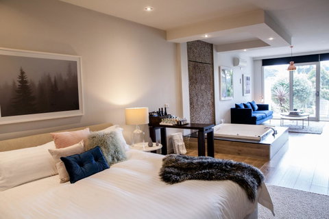 Polperro Villas - Nelsons Bay Accommodation 5