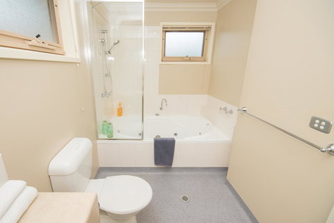 The Pitch - Accommodation Nelson Bay 19