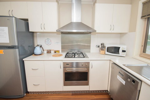 The Pitch - Accommodation Nelson Bay 8