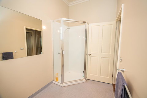 The Pitch - Accommodation Nelson Bay 28