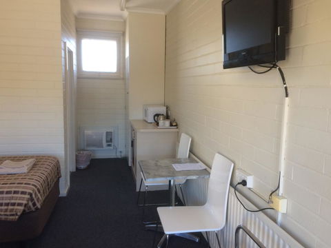 Ambassador Motor Inn - Accommodation Nelson Bay 12