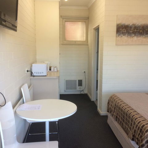 Ambassador Motor Inn - Accommodation Nelson Bay 21