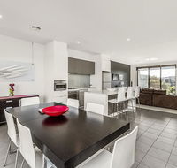 Twenty Five Coast - Accommodation Nelson Bay