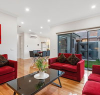 Biggs Villas Melbourne - Accommodation Nelson Bay