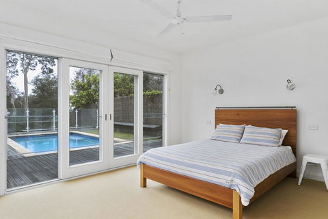 Perfect Blairgowrie Beach House - Nelson Bay Accommodation.com 12