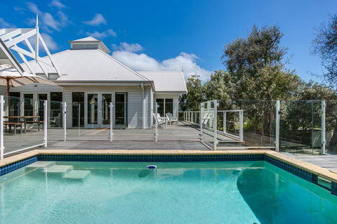 Perfect Blairgowrie Beach House - Nelson Bay Accommodation.com 0