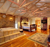 Ditto Daddy's - Accommodation Nelson Bay