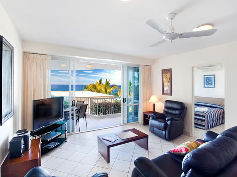 La Mer Sunshine Beachfront - Accommodation Nelson Bay 10