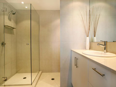 La Mer Sunshine Beachfront - Accommodation Nelson Bay 23