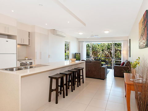 La Mer Sunshine Beachfront - Accommodation Nelson Bay 7