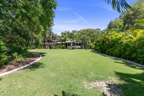 Coloured Sands - Rainbow Beach Resort - 5 Mins To Beach - Accommodation Nelson Bay 21