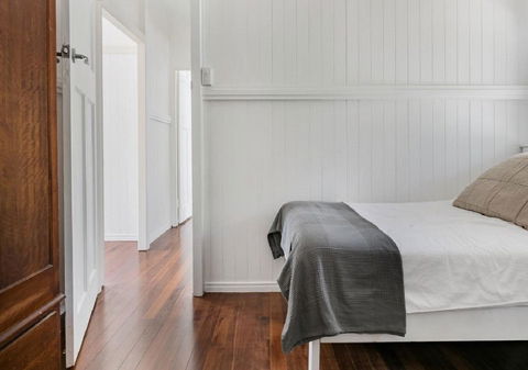 Lake Weyba Noosa Lodge & Kangaroos - Accommodation Nelson Bay 11