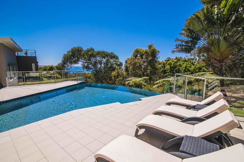 Rainbow Ocean Palms Resort - Accommodation Nelson Bay 4