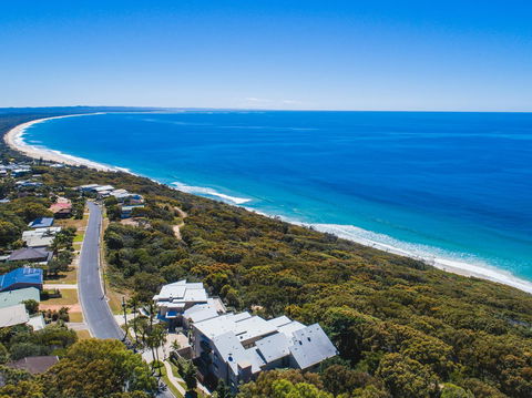 Rainbow Ocean Palms Resort - Accommodation Nelson Bay 2