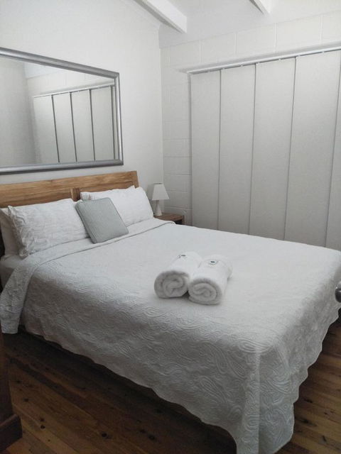 Salty Vibes Retreat - Accommodation Nelson Bay 5