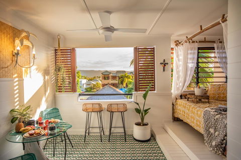 NOMAD - Luxe Apartment - Accommodation Nelson Bay 1