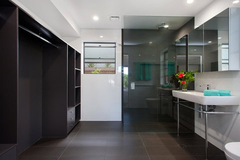 Jolly Roger's Beach House - Accommodation Nelson Bay 7