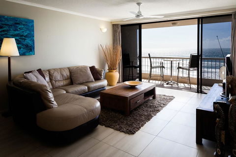 Coolum Caprice - Accommodation Nelson Bay 1