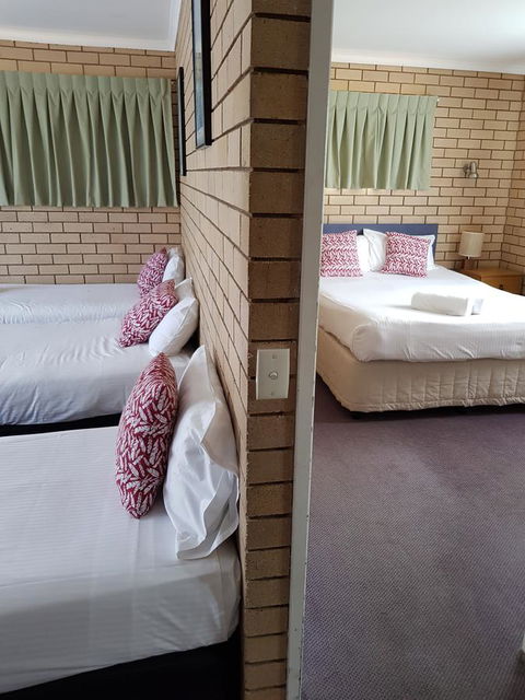 Twin Pines Motel - Accommodation Nelson Bay 7