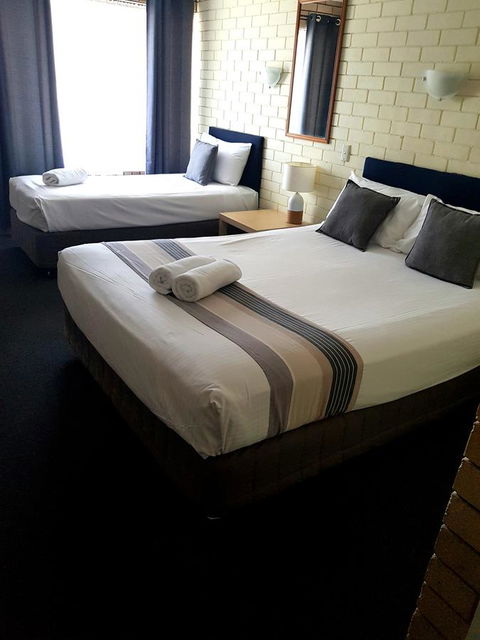 Twin Pines Motel - Accommodation Nelson Bay 3