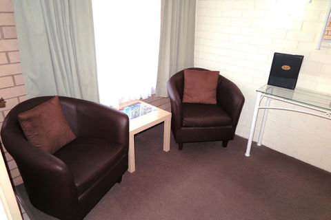 Twin Pines Motel - Accommodation Nelson Bay 24
