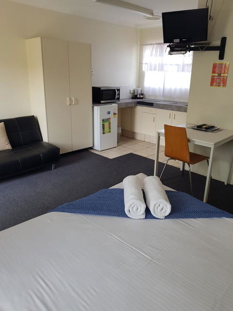 Twin Pines Motel - Accommodation Nelson Bay 15