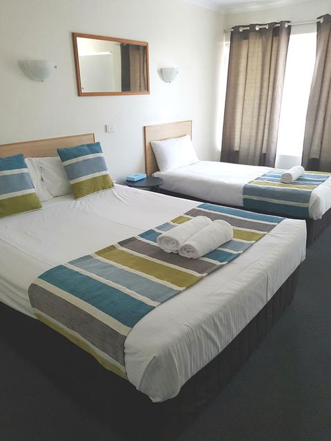 Twin Pines Motel - Accommodation Nelson Bay 11