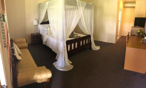 The Bearded Dragon Boutique Hotel - Accommodation Nelson Bay 9