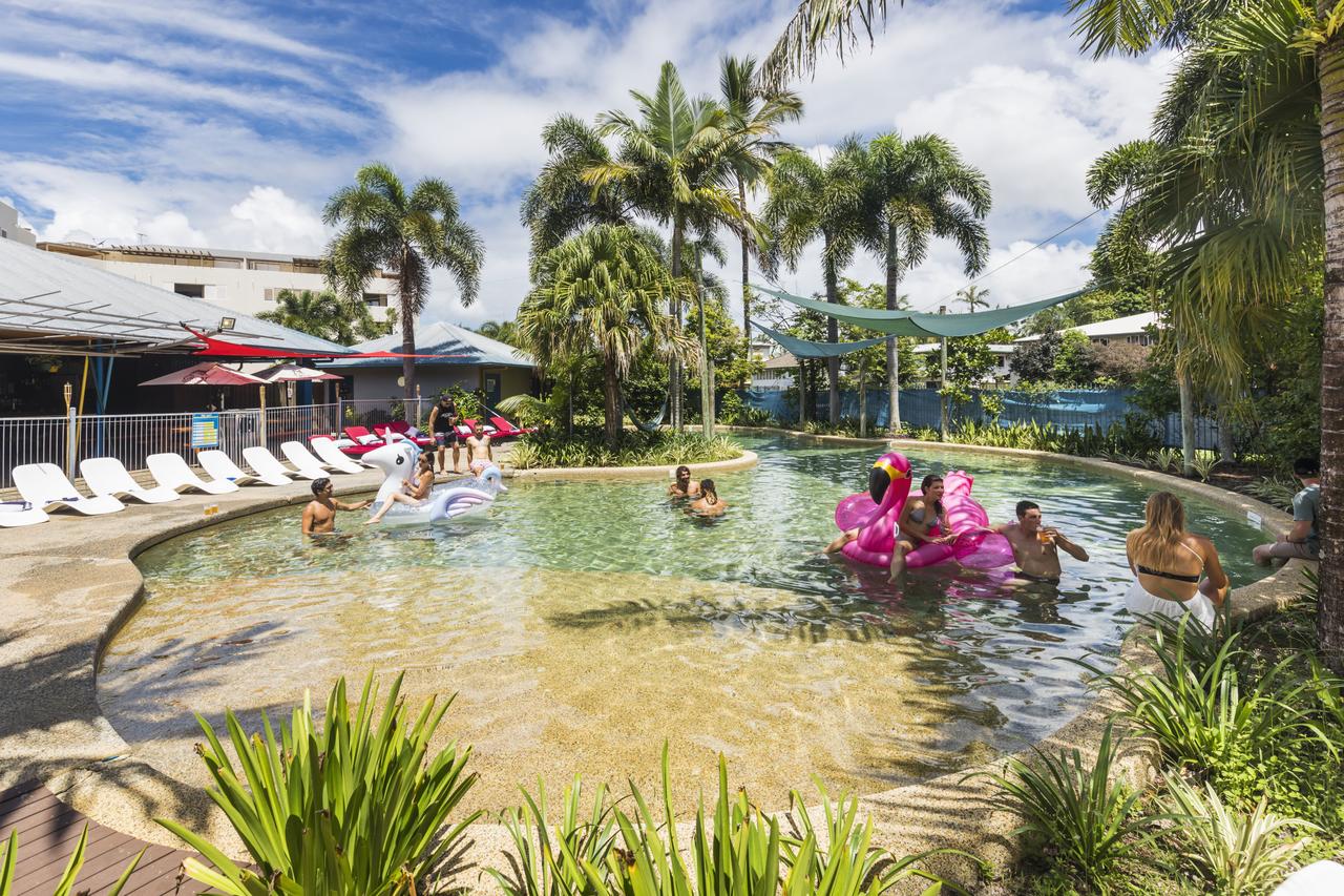 Cairns North QLD Accommodation Nelson Bay