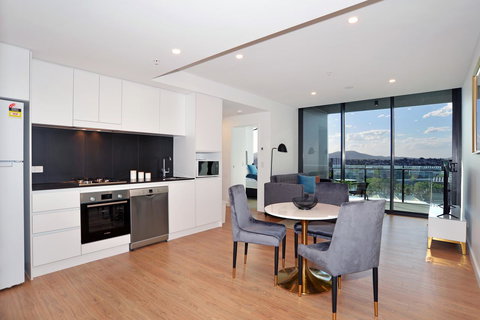 Brisbane One Apartments By CLLIX - Accommodation Nelson Bay 2