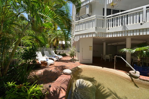 The White House Port Douglas - Accommodation Nelson Bay 19
