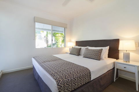 The White House Port Douglas - Accommodation Nelson Bay 35