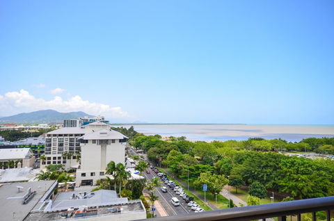Pacific Hotel Cairns - Accommodation Nelson Bay 7