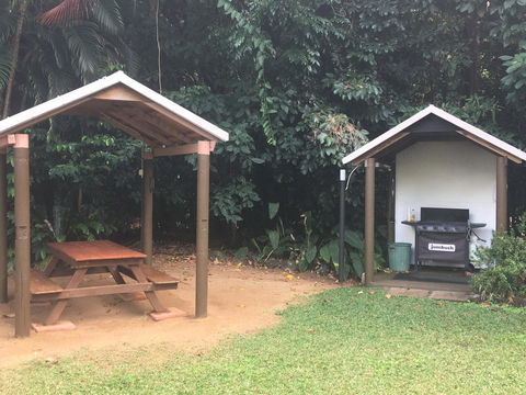 Eco Village Mission Beach - Accommodation Nelson Bay 8