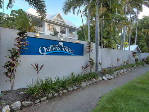 The Port Douglas Queenslander - Accommodation Nelson Bay 14