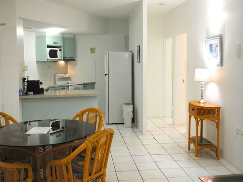The Port Douglas Queenslander - Accommodation Nelson Bay 22