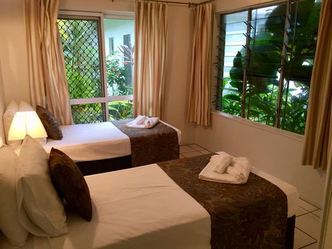 The Port Douglas Queenslander - Accommodation Nelson Bay 2