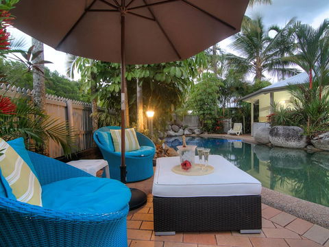 The Port Douglas Queenslander - Accommodation Nelson Bay 35