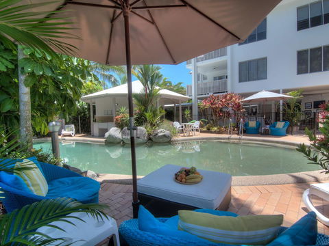 The Port Douglas Queenslander - Accommodation Nelson Bay 25