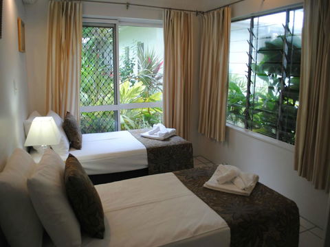 The Port Douglas Queenslander - Accommodation Nelson Bay 18