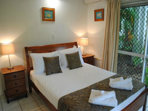 The Port Douglas Queenslander - Accommodation Nelson Bay 17