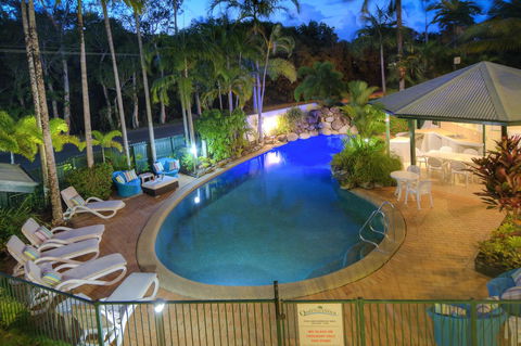 The Port Douglas Queenslander - Accommodation Nelson Bay 37