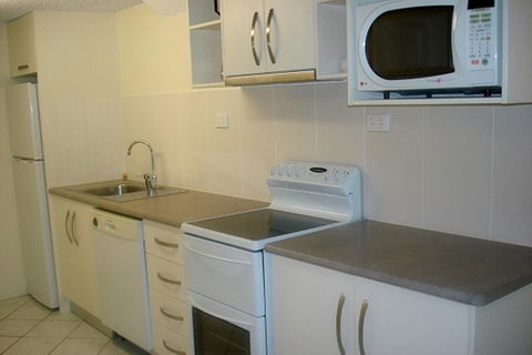 The Port Douglas Queenslander - Accommodation Nelson Bay 44