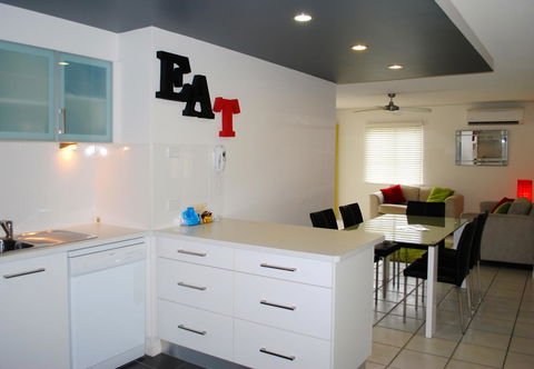 The Port Douglas Queenslander - Accommodation Nelson Bay 30