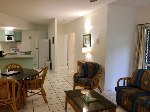 The Port Douglas Queenslander - Accommodation Nelson Bay 7