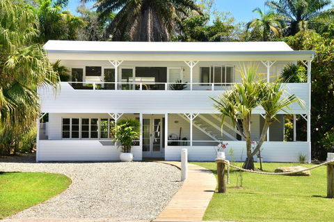 Jamaica Beach House - Accommodation Nelson Bay 16