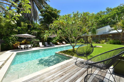 Jamaica Beach House - Accommodation Nelson Bay 4