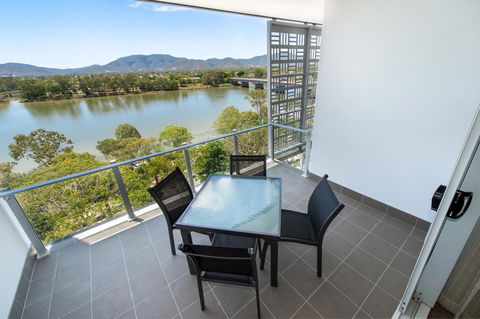 Empire Apartment Hotel Rockhampton - Accommodation Nelson Bay 20