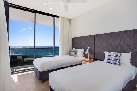 Iconic Kirra Beach Resort - Accommodation Nelson Bay 28