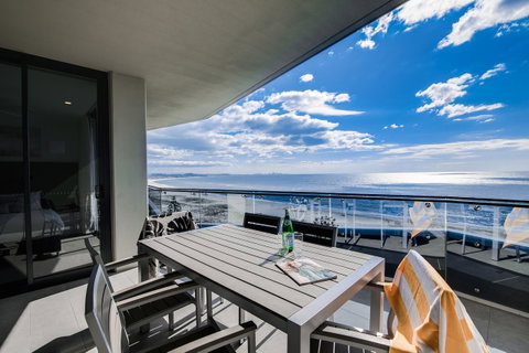 Iconic Kirra Beach Resort - Accommodation Nelson Bay 42